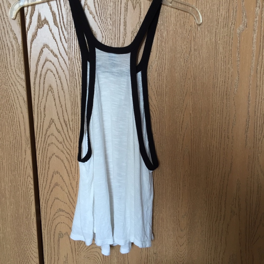 White basic blouse - Picture 4 of 4